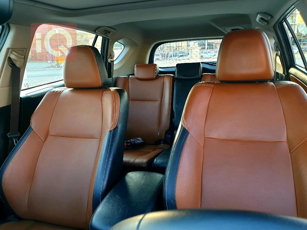 https://cdn.iqcars.io36ea5561-a25f-4055-8947-c535605a30c6_2.jpg